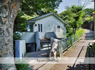 シルベリアン【2階】の外観