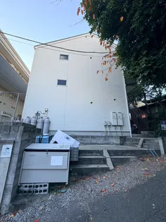 神奈川県横須賀市安浦町1丁目【アパート】の外観