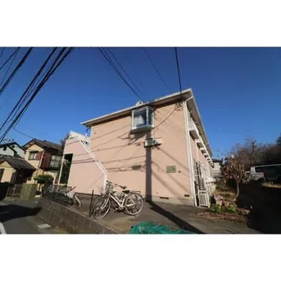 エステートピア吉川【1階】の外観