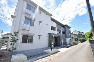 ロイヤルレジデンス【2階】の外観