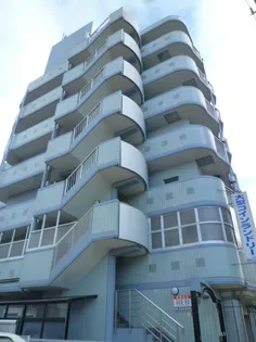 セントラル本厚木【3階】の外観