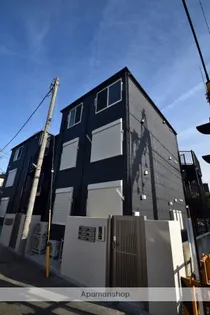 ダイヤモンドテラス鵠沼海岸A【1階】の外観