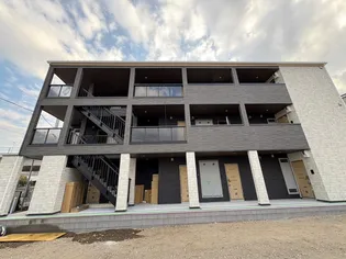 ラ プルーヴ【1階】の外観