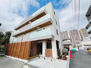 サンブルーム湘南【3階】の外観