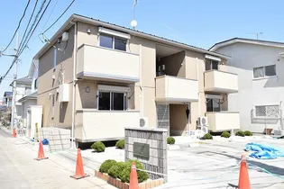 フローラ【2階】の外観