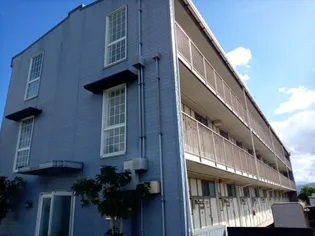 レオパレスプレシオE【3階】の外観