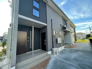 トゥット フェリーチェ 湘南Ⅴ【2階】の外観