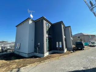 ルガノ【2階】の外観