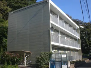 レオパレスグリーンヒルズ【1階】の外観