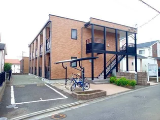 レオネクストアンフィーニ洋【2階】の外観