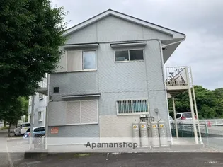 ラージガーデンE【1階】の外観