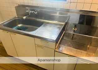 ジュネパレス大和第03【3階】のキッチン