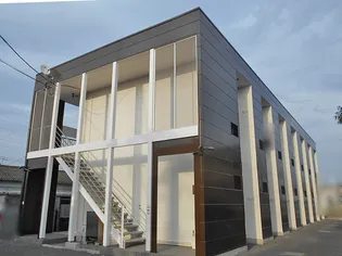 レオパレススズキ【2階】の外観