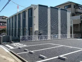 レオネクストアベニール鳥海【1階】の外観