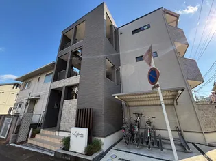 ラピュタ【1階】の外観