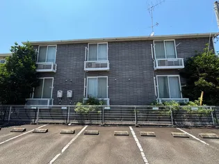 レオパレスドミール【1階】の外観