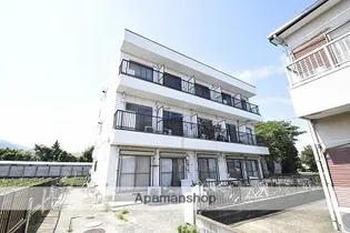 ルシエール伊勢原【3階】の外観