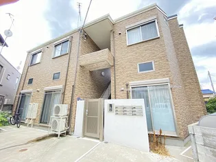 神奈川県茅ヶ崎市赤松町【アパート】の外観