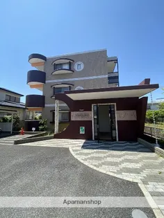 クローバー ガーデン【3階】の外観