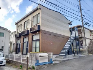 レオパレスパールハイツD【1階】の外観