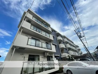 グリーンヒル飯島【3階】の外観