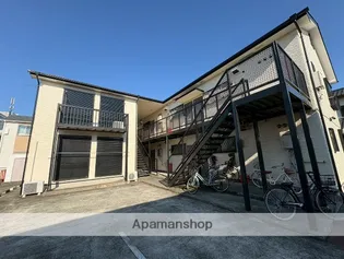 ベルシャンパレス【2階】の外観