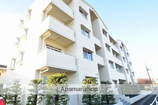 グリーンマンション テラ【3階】の外観