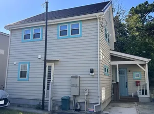 神奈川県茅ヶ崎市平和町【一戸建】の外観