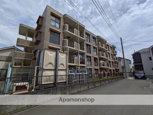 ルミエール湘南【4階】の外観