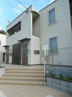 クレイノサングランドの画像