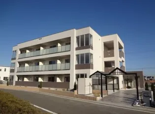 ツヴェルフ湘南【2階】の外観