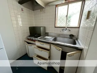 スチューデント コンドミニアム【1階】のキッチン