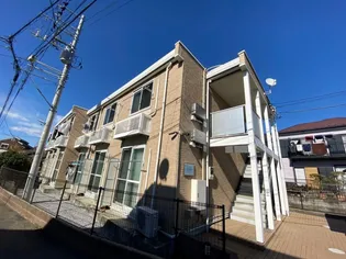 レオパレスフォーエヴァー【1階】の外観