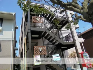 渚マンション【2階】の外観