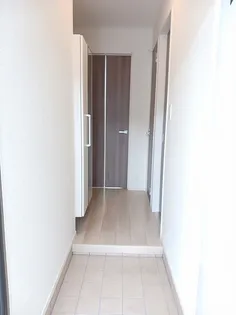 CONFORT MT【1階】の玄関
