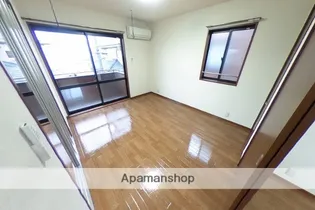 シャーメゾンランブル【E201号室】の居間