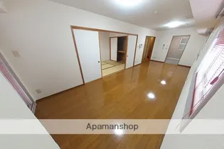 アーバンハウス西堀【8階】の居間