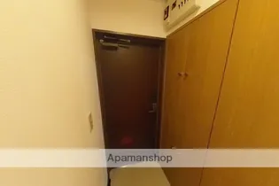 アーバンハウス西堀【8階】の玄関