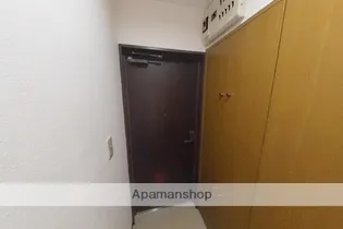 アーバンハウス西堀【7階】の玄関