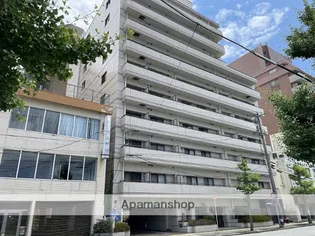 万代アーバン日東【2階】の外観