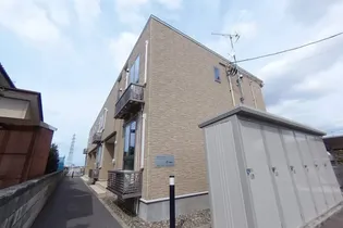 サン・ラピス【1階】の外観