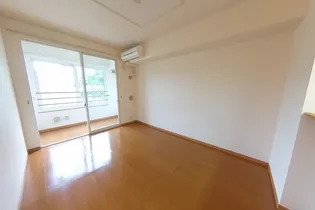 クレスト藤【2階】の居間