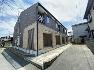 ヴェールヌイ【2階】の外観