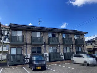 リビングカメリア AB【2階】の外観