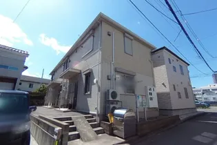 パインハウス Ⅲ【2階】の外観