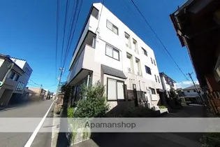 ロッタカーマラビリンス【2階】の外観