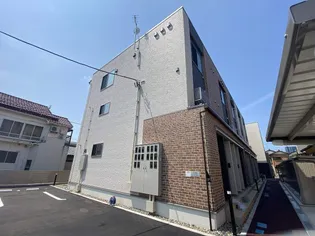 ウェルシィ万代【3階】の外観