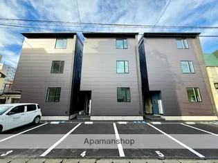 RENARE鐙 RE3の画像