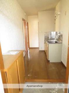 シャレー加賀【2階】の玄関