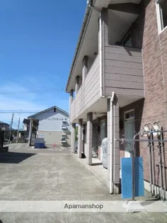 シャレー加賀【2階】の外観